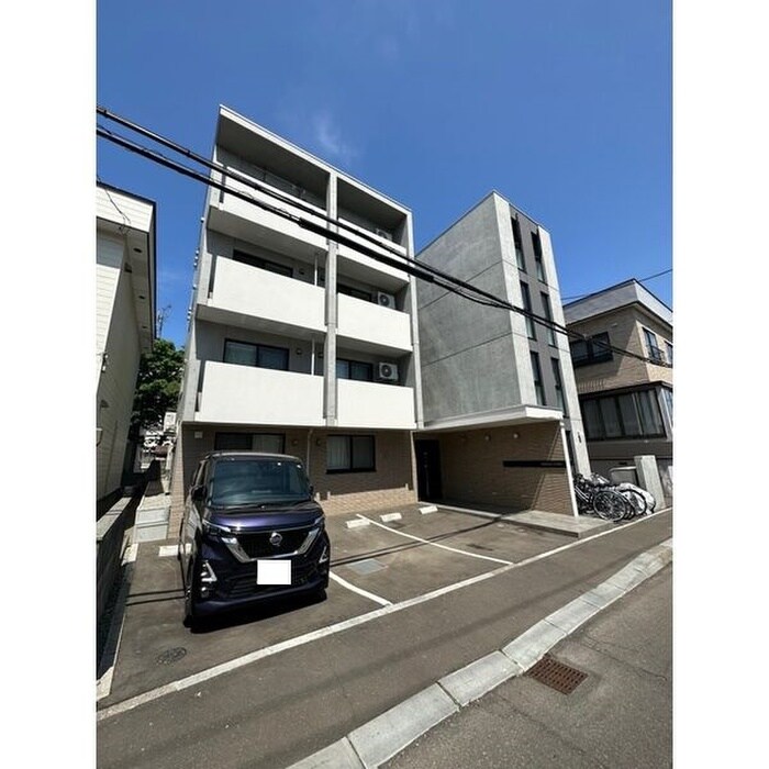 物件外観写真2　(外観写真)