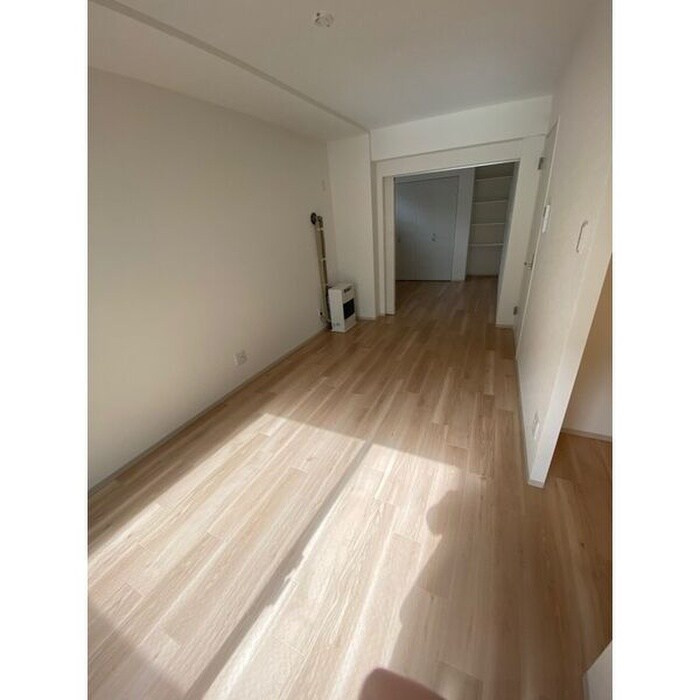 物件内観写真6　(居室)