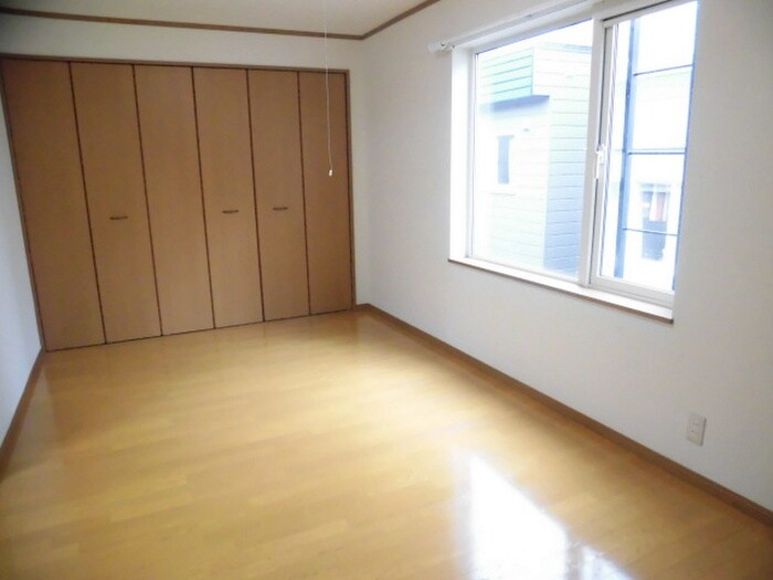 物件内観写真9　(居室)