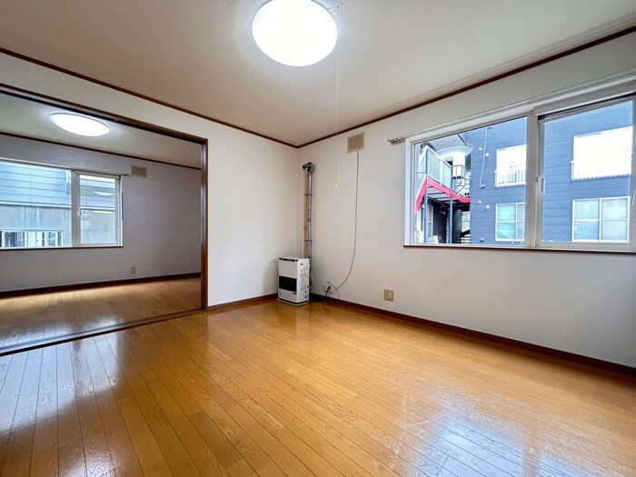 物件内観写真10　(居室)