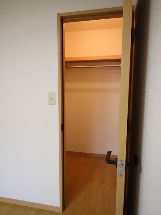 物件内観写真9　(収納)