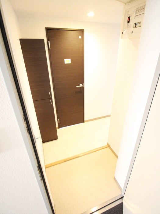 物件内観写真19　(玄関)