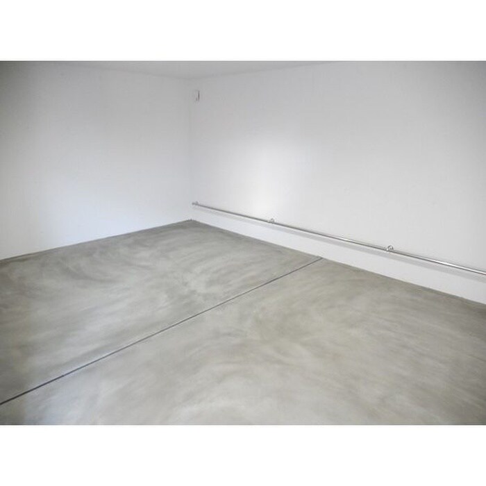 物件外観写真5　(駐輪場)