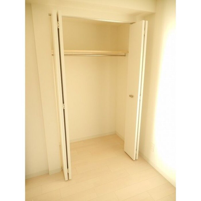 物件内観写真11　(収納)