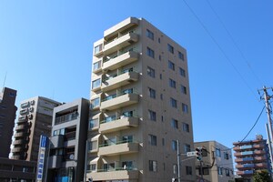 クリオ表参道ホームズ外観写真