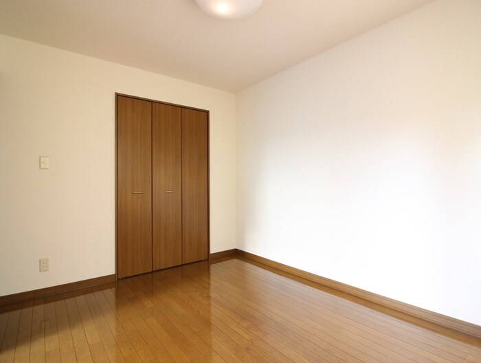 物件内観写真5　(居室)