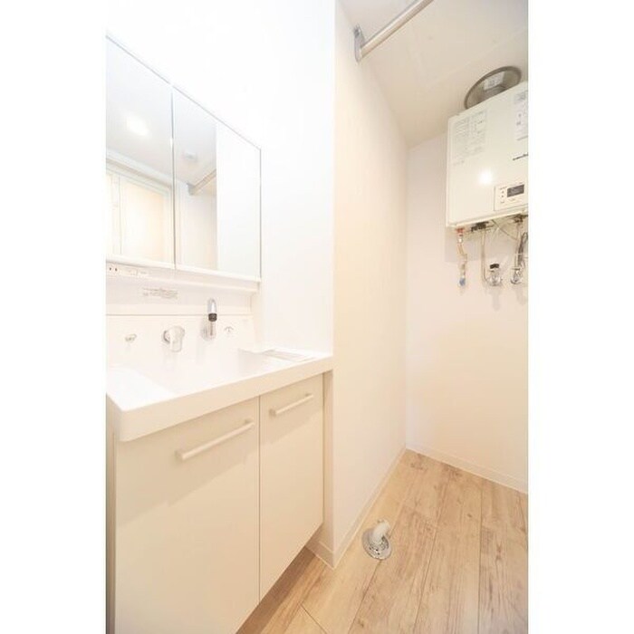 物件内観写真12　(洗面)