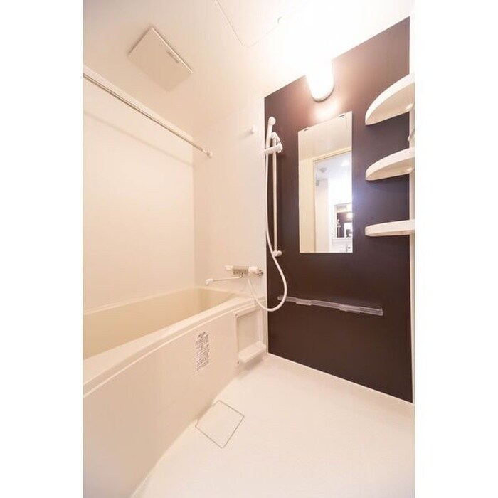 物件内観写真13　(バス／シャワールーム等)