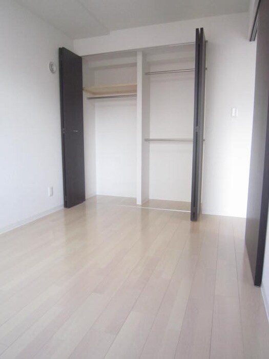 物件内観写真6　(居室)