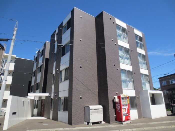 物件外観写真2　(外観写真)