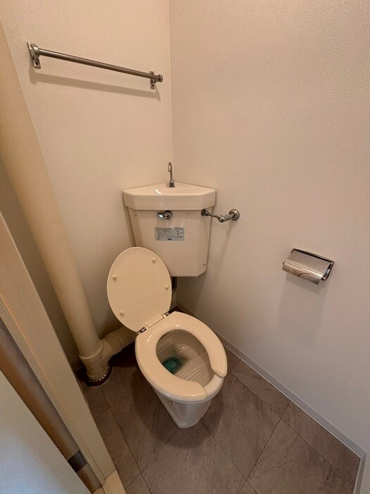 物件内観写真12　(トイレ)