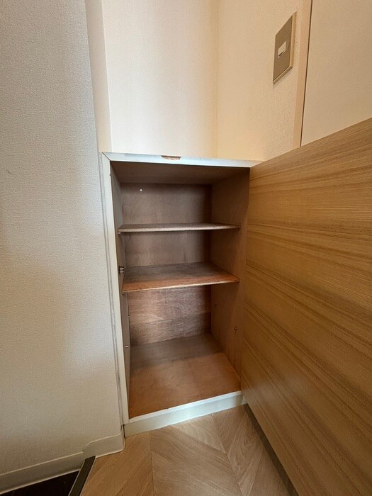 物件内観写真19　(靴箱)