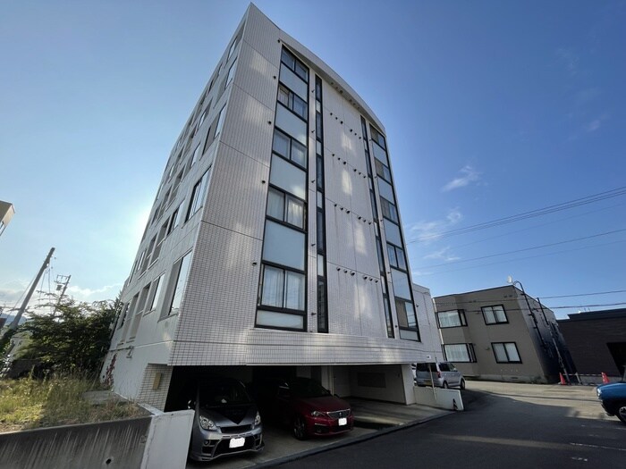 物件外観写真3　(外観写真)