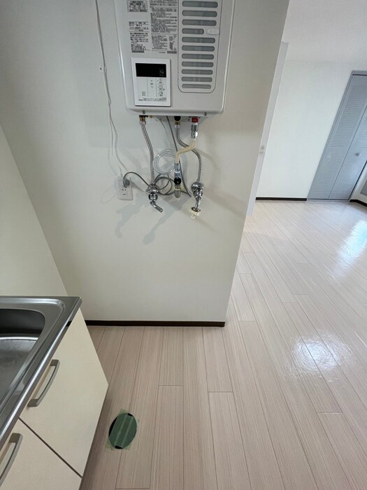 物件内観写真18　(洗濯機置場)