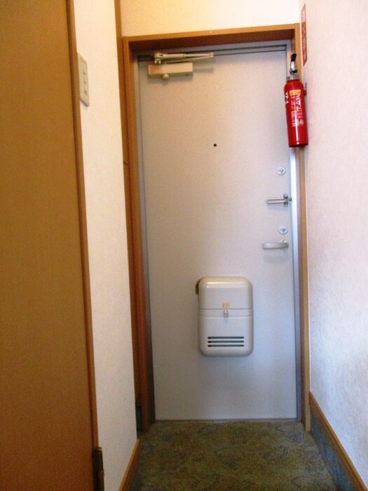 物件内観写真20　(玄関)