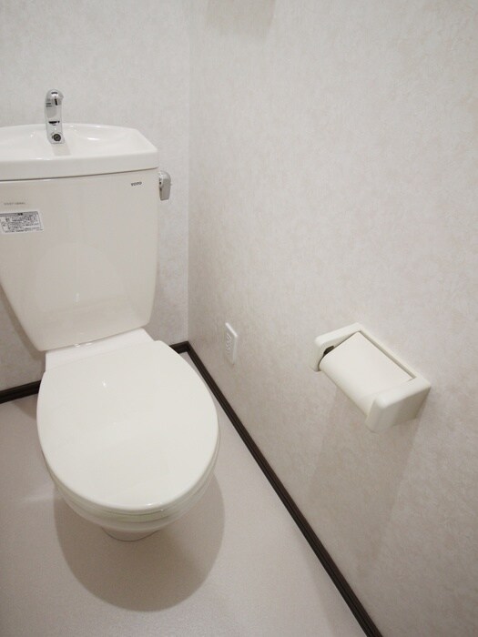 物件内観写真15　(トイレ)