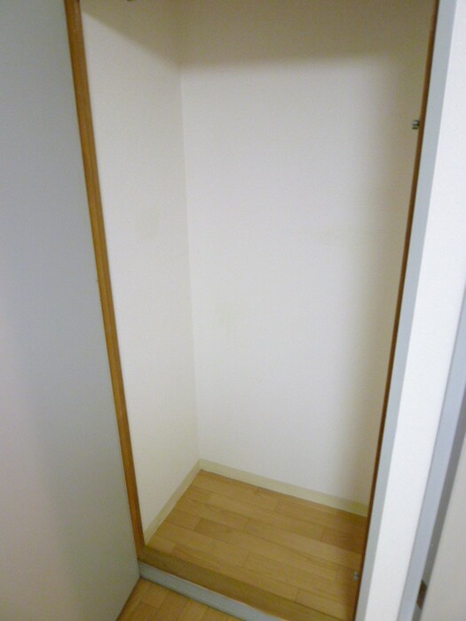 物件内観写真14　(収納)