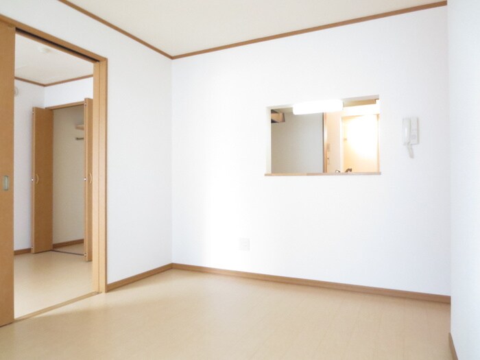 物件内観写真8　(居室)