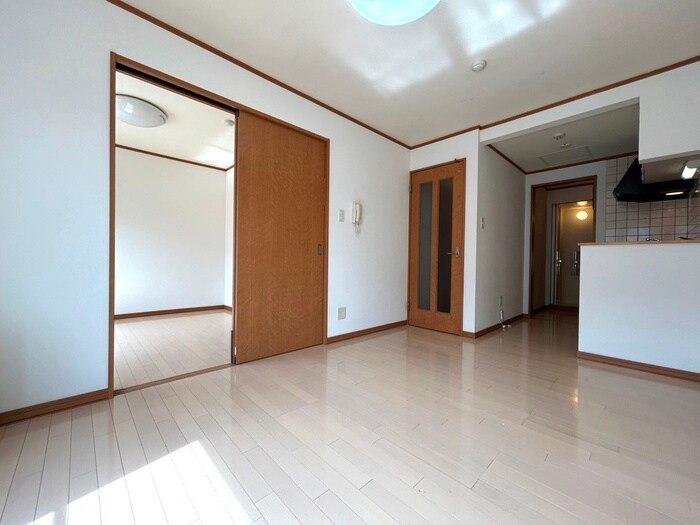 物件内観写真10　(居室)