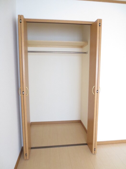 物件内観写真10　(収納)