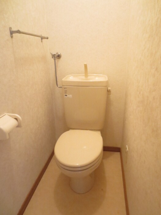 物件内観写真15　(トイレ)