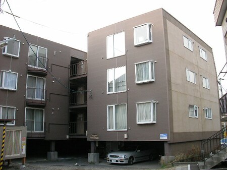 エクセレンス平岸外観写真