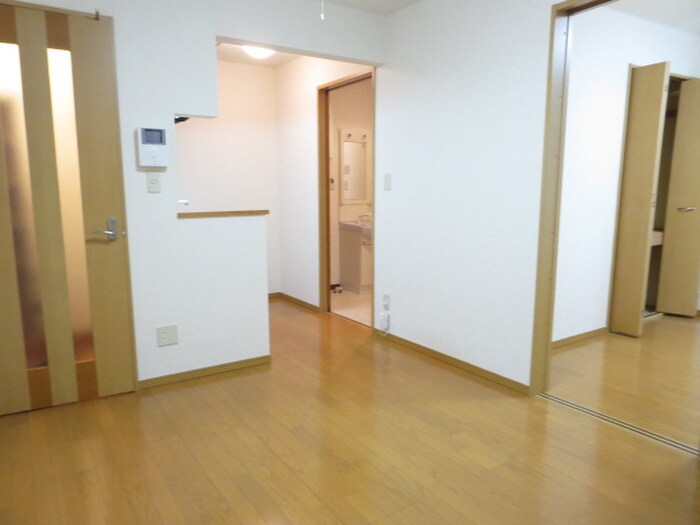 物件内観写真4　(居室)