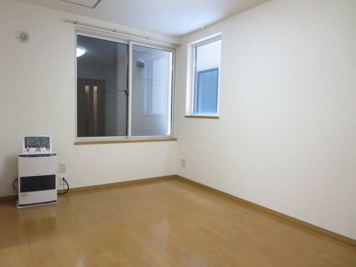 物件内観写真5　(居室)