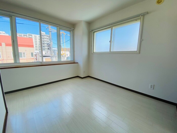 物件内観写真12　(居室)