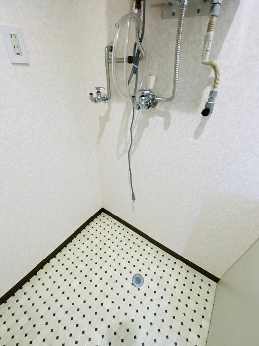 物件内観写真21　(洗濯機置場)