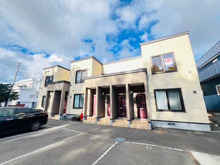 物件外観写真2　(外観写真)