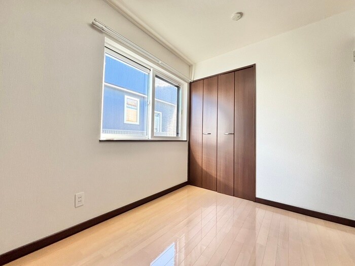 物件内観写真12　(居室)