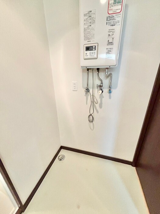 物件内観写真21　(洗濯機置場)