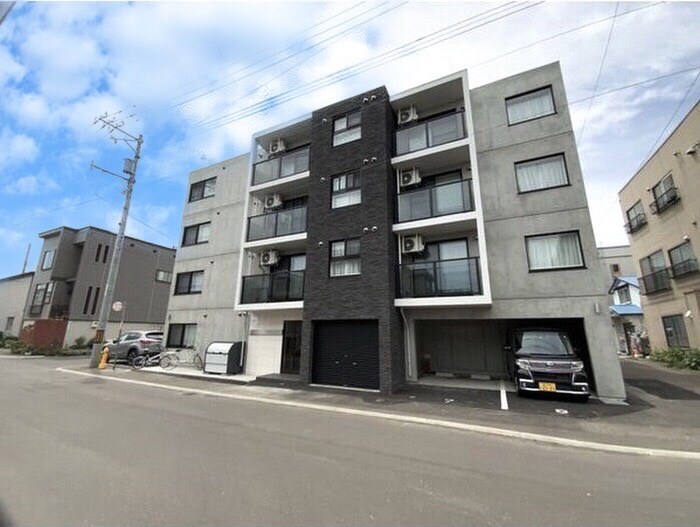 物件外観写真1　(外観写真)