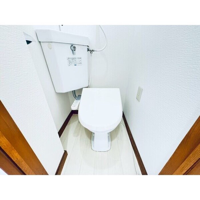 物件内観写真11　(トイレ)