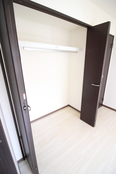 物件内観写真15　(収納)