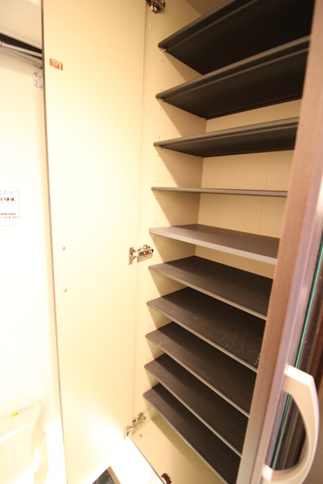 物件内観写真17　(靴箱)