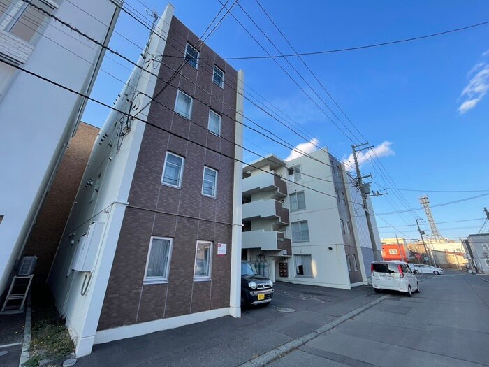 物件外観写真2　(外観写真)