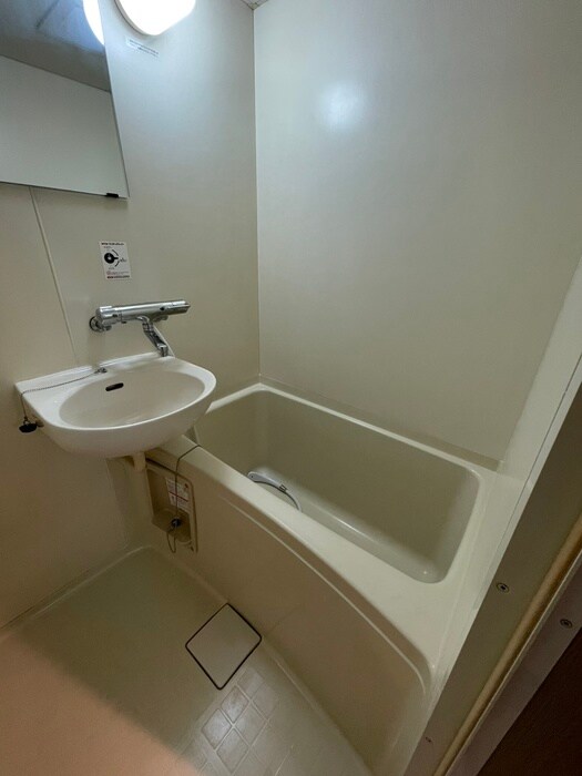 物件内観写真12　(バス／シャワールーム等)