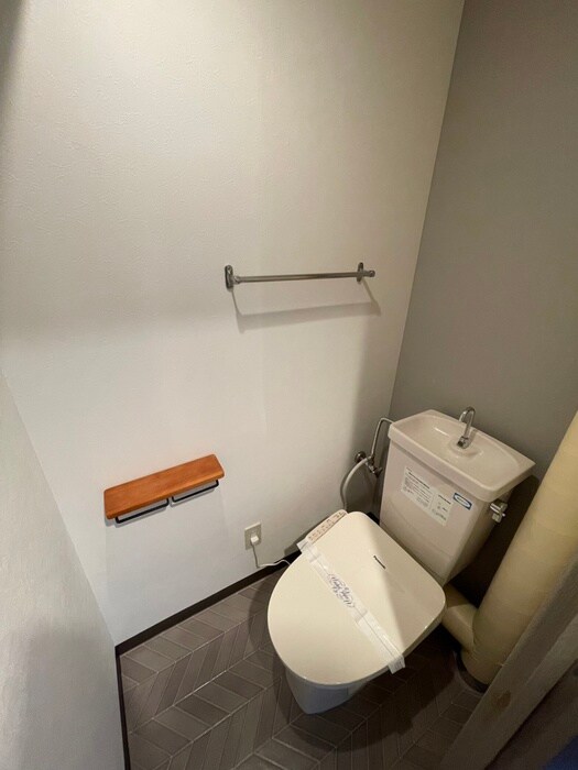 物件内観写真13　(トイレ)