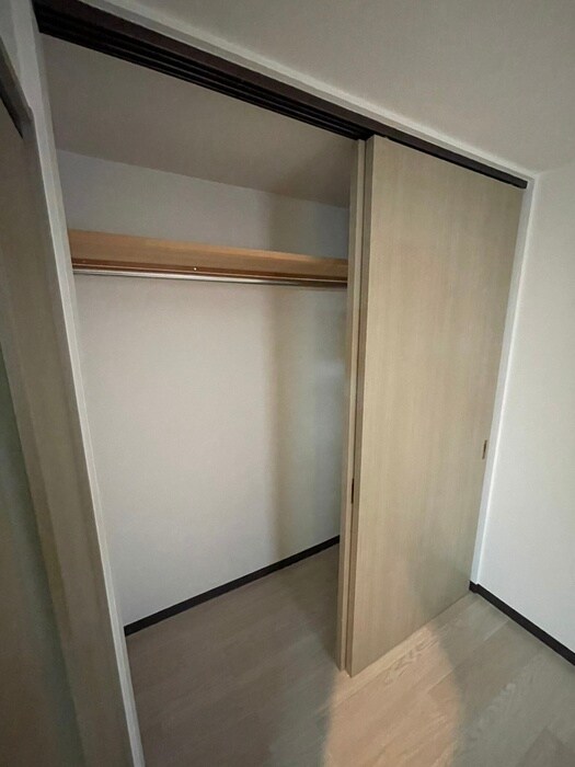 物件内観写真15　(収納)