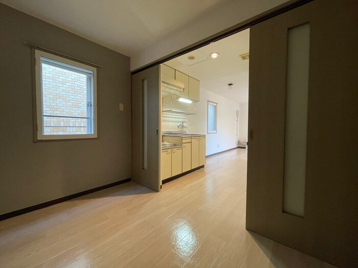 物件内観写真19　(居室)