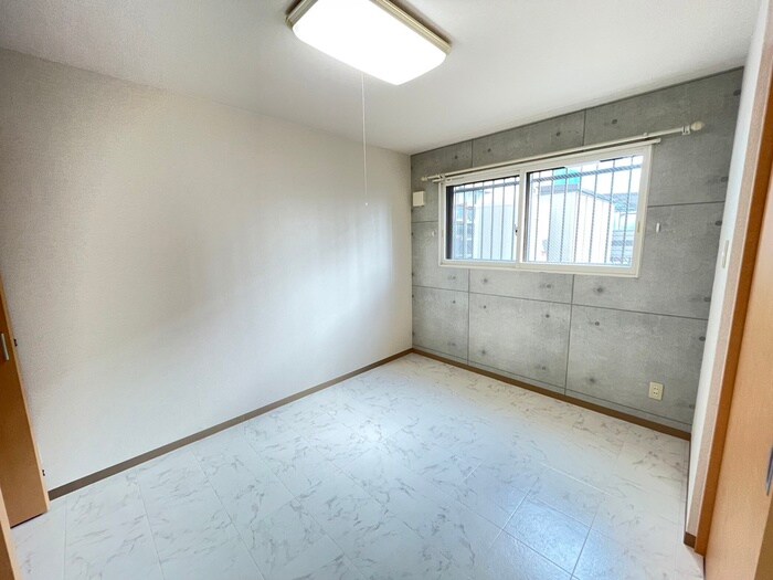 物件内観写真6　(居室)