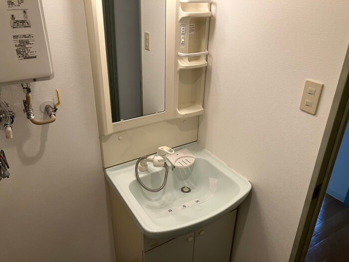 物件内観写真15　(洗面)