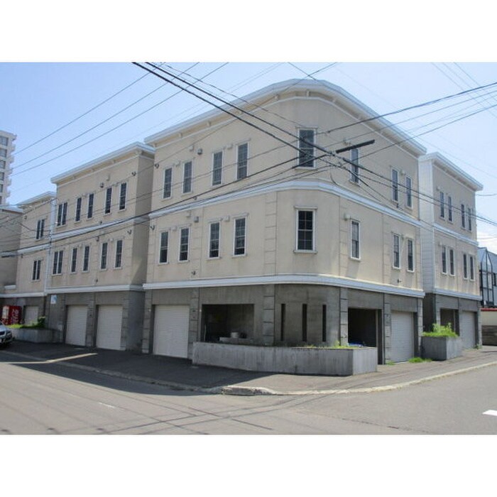 物件外観写真4　(外観写真)