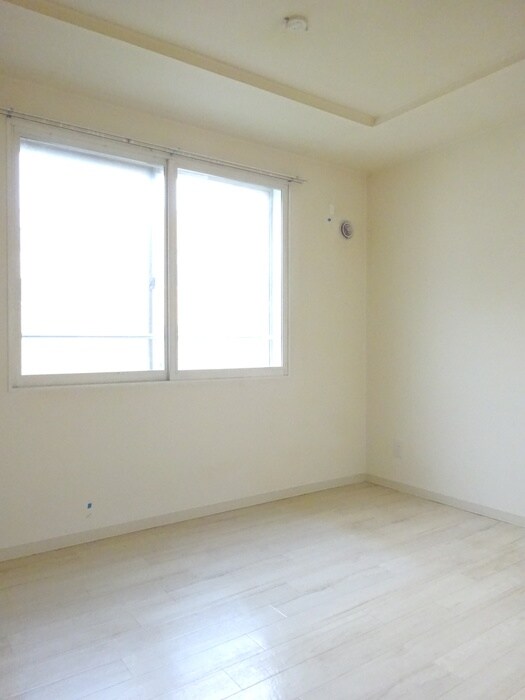 物件内観写真13　(居室)