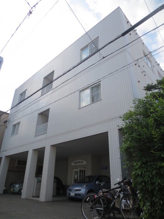 物件外観写真1　(外観写真)