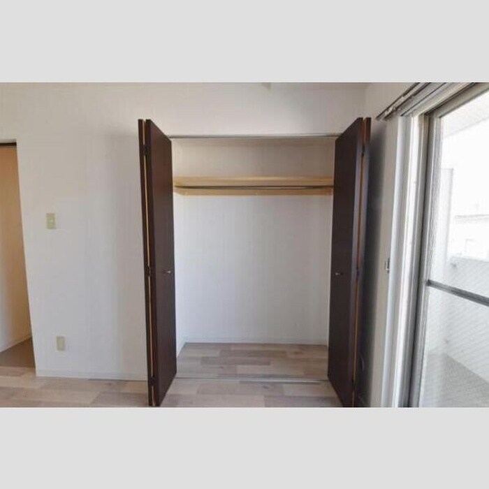 物件内観写真9　(収納)