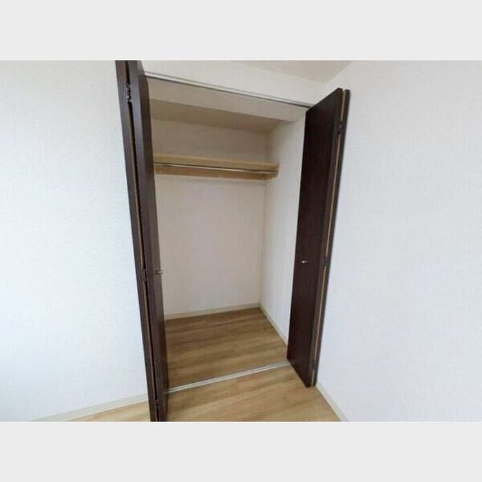 物件内観写真9　(収納)