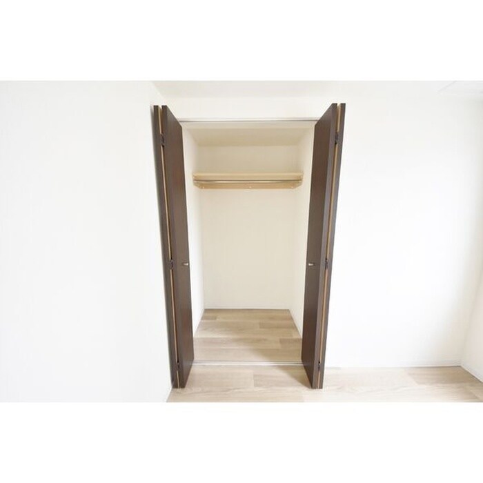 物件内観写真10　(収納)